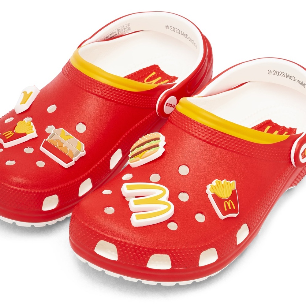 *NEW* CROCS x MCDONALDS RED CROCS W/ CHARMS WOMENS 9 - Picture 2 of 4